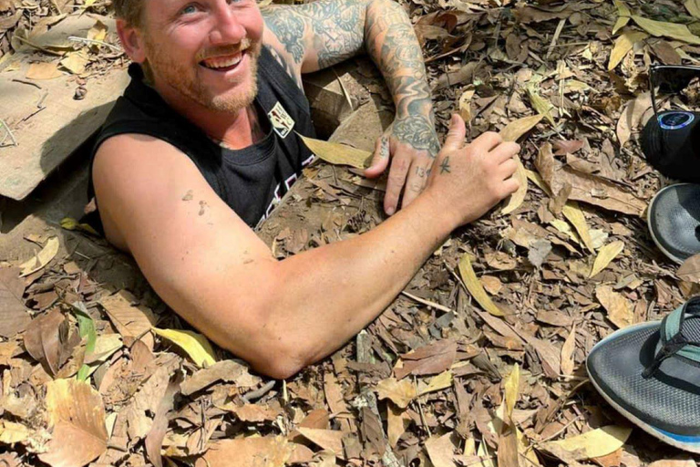 Cu Chi tunnels &amp; Cao Dai-tempel (Ba Den berg) Hele dag