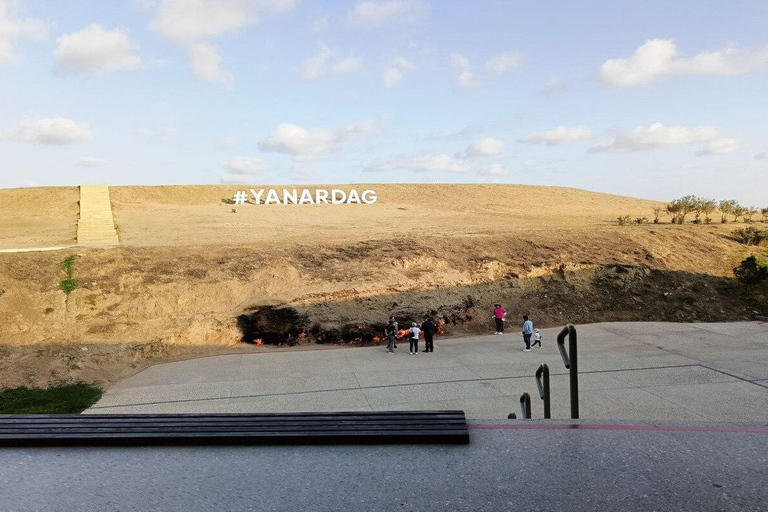 Ateshgah vuurtempel en tour over de brandende berg