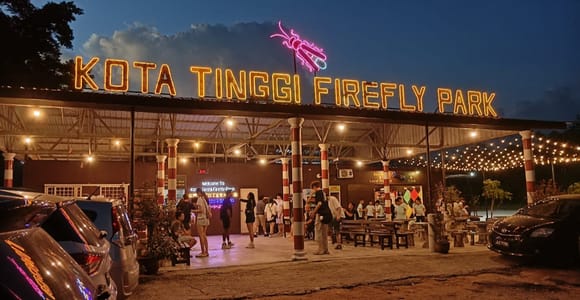 Desaru Day Trip: Fireflies, Farm & Family Fun