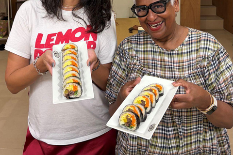 Busan: Market Tour & Hands-on Korean Cooking Class Gimbap & Tteokbokki