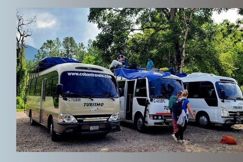 Flores: Traslado Desde Flores a Semuc Champey, Lanquin Exclusivo Turismo