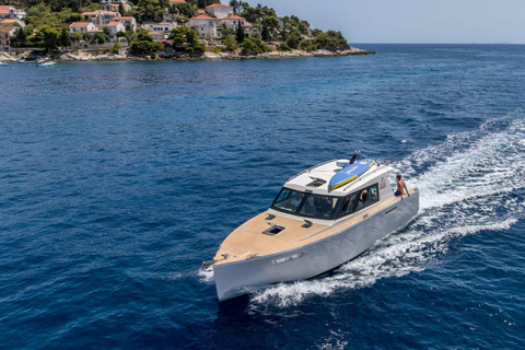 From Split: Blue Cave and Hvar Guided Tour by Luxury Boat