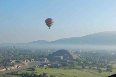 Desde Ciudad de México: Excursión en Globo por las Pirámides de Teotihuacán