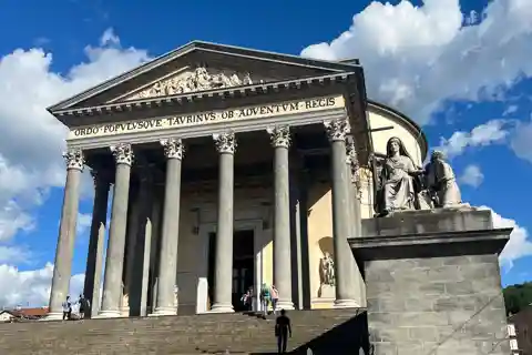 Wandeltour in Turijn: geschiedenis, legendes en verhalen
