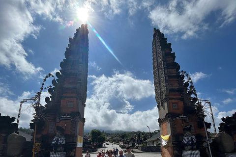 Best of East Bali: Gate of Heaven, Besakih & Water Palace