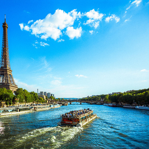 Paris: Seine River Cruise & Eiffel Tower Access