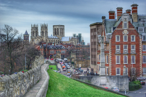 From Cambridge: Guided day trip to York