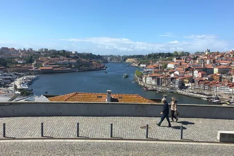 Von Lissabon aus: Das Douro-Tal und die Stadt Porto erleben