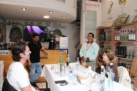 Lima: Pisco Tasting & Cocktail Experience
