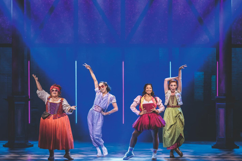 Stuttgart: & JULIA – The Pop Musical