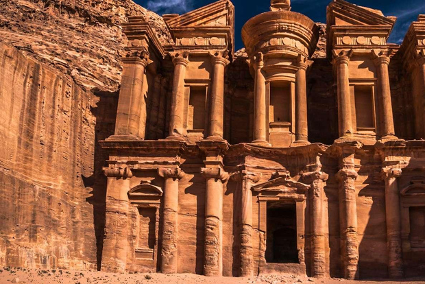 Desde Ammán Excursión de un día a Petra y el Mar Muerto