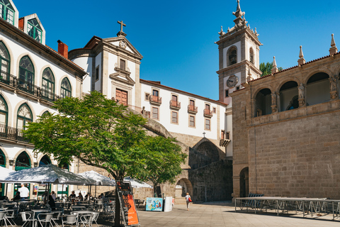 Valle del Duero: tour vinícola, almuerzo y crucero en el ríoSe incluyen traslados de ida y vuelta al hotel