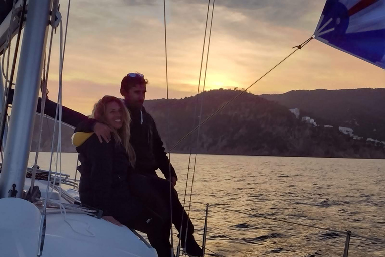 2 hours sunset sailing in a sailboat in Platja d'Aro 2 hours sunset sailin in a sailboat in Platja d'Aro