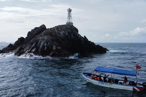 Ixtapa: 7 Islands Boat Tour