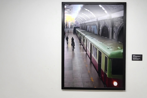 Meeting a North Korean Defector & North Korean Border