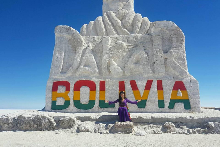 San Pedro de Atacama: 3-Day Uyuni Tour, Small Group, Full Board