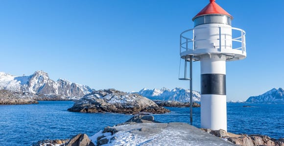 From Svolvær: Henningsvær Lofoten East Island Full Day Tour