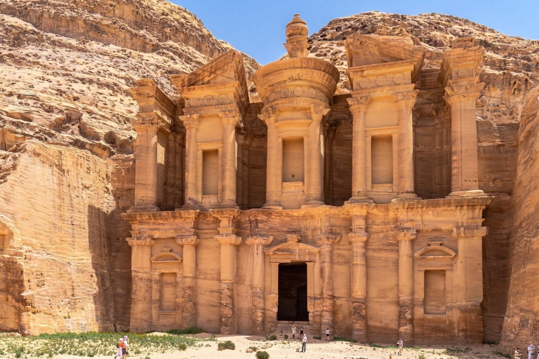 Au départ d'Amman : excursion de 2 jours à Petra, Wadi Rum et la Mer Morte.Tout compris : Transport, hébergement et billets.