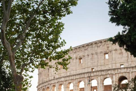 Rome: Private Editorial Shoot at Trevi Fountain or Colosseum Early Morning Trevi Fountain: 30-Minute Private Shoot