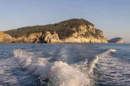 La spezia: Tour in barca a Portovenere isole Palmaria e Tino