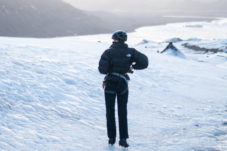 ريكيافيك: الساحل الجنوبي ورحلة المشي لمسافات طويلة عبر نهر سولهايماجوكول الجليدي