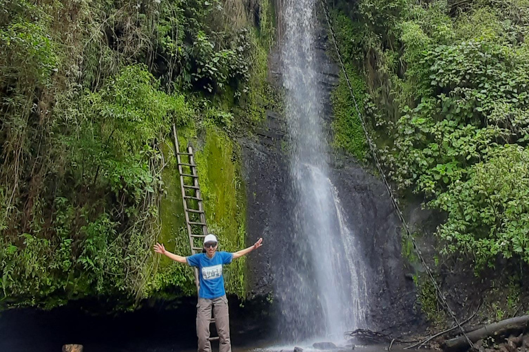 Kana Yaku Trek and Waterfalls Pet-Friendly Tour