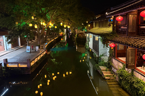 Shanghái: Tour avanzado de dos días por la ciudad acuática de ZhouzhuangAccommodation Upgrade: Riverside Room of Antique Canopy Bed