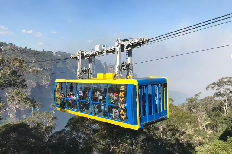 Sydney: Blue Mountains Day Tour, Scenic World & Leura