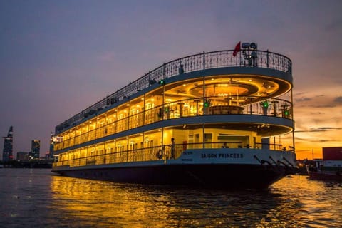 "3-Day Southern Vietnam Tour: Saigon, Mui Ne & Mekong"