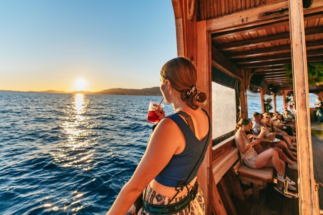 Visit Palma de Mallorca Sunset Boat Tour with DJ and Dance Floor in Magaluf