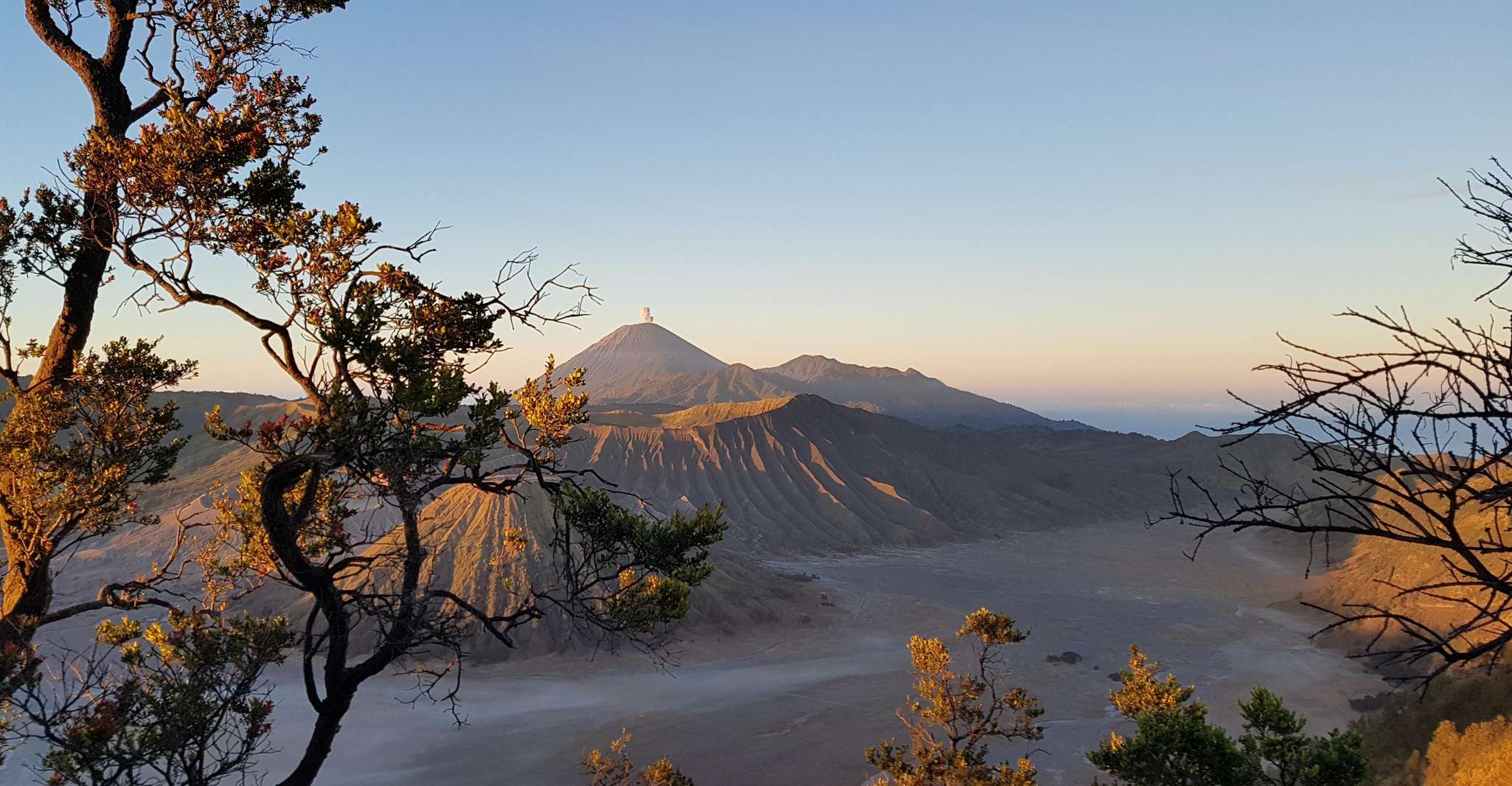 Bromo Midnight Tour from Surabaya/Malang/Probolinggo - Hizvo