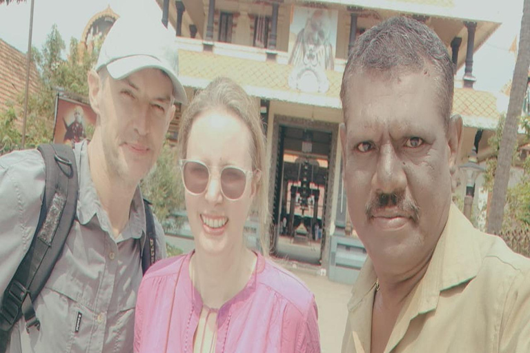 Kochi: Tuk-Tuk-Ausflug mit versteckten SchätzenKochi: Ausflug mit dem Tuk-Tuk zu versteckten Schätzen