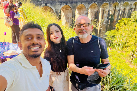 Kandy : Nanu Oya - Ella Train Ride With Private Car & Guide
