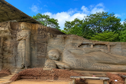 9 Nights 10 Days Sri Lanka Private Round Tour