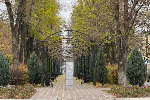 Tiraspol: Guided City Tour with Hidden Gems