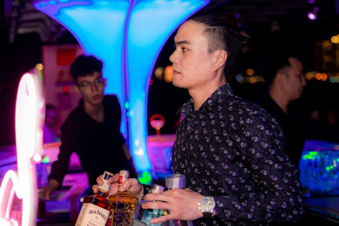 Da Nang: Poseidon DJ & Night Cruise Experience Poseidon Dinner & DJ Party Experience