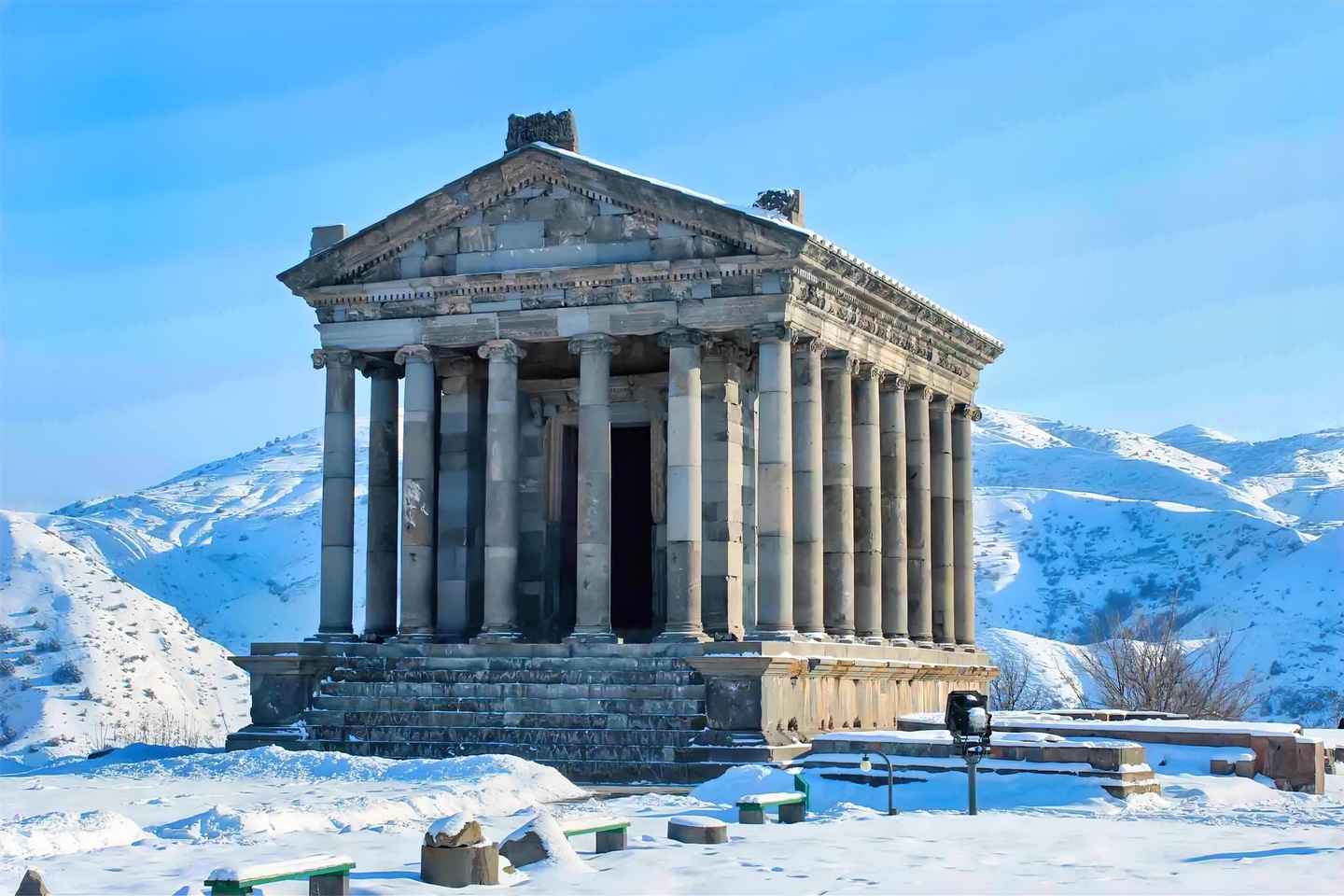 ガルニ、ゲハルト、セヴァン、ツァフカゾルへのプライベート日帰り旅行