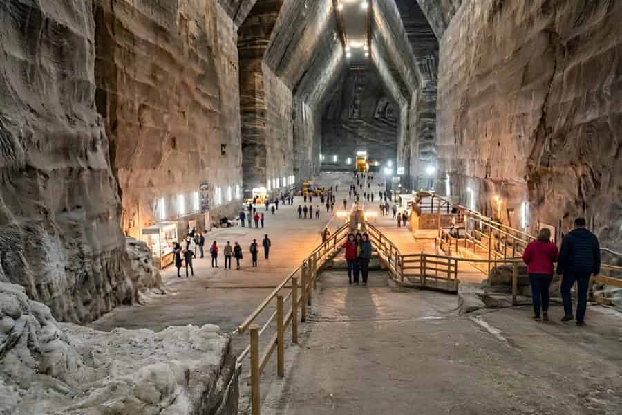 Bukarest: Salzbergwerk, Snagov-Kloster und Draculas Grab. Foto: GetYourGuide Bukarest: Salzbergwerk, Snagov-Kloster und Draculas Grab. Foto: GetYourGuide