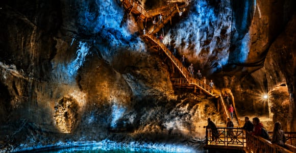Krakow: Wieliczka Salt Mine Fast Track Tour & Hotel Pickup