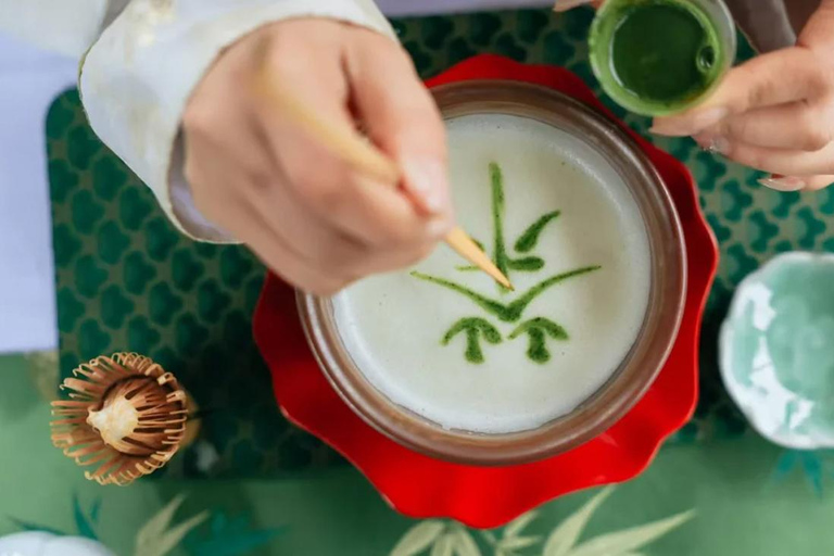 Hangzhou: Tea, Fan, and West Lake with Pagoda Visit