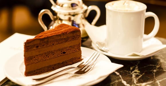 Vienna: 2.5-Hour Viennese Coffee Tour with Cake & Chocolate