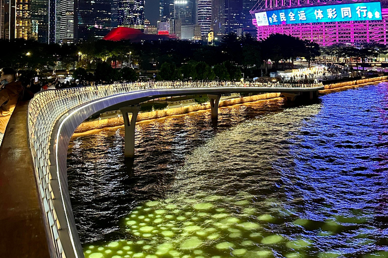 Guangzhou Night: CBD Riverwalk, Hidden Alleys & Food Tasting Spanish/ French/ Italian/ Japanese/ Korean/ Russian Guide