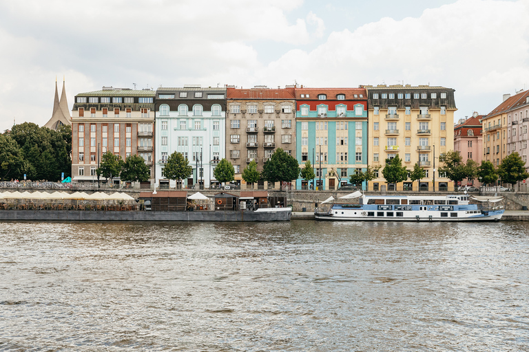 Praga: crociera sul fiume Moldava con pranzo su barca dal tetto trasparentePraga: crociera con pranzo di 2 ore sul fiume Moldava