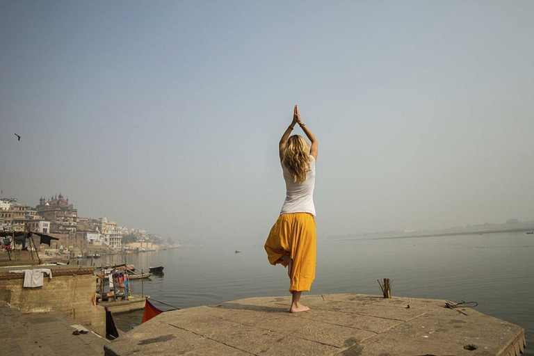 2Days Varanasi Culture and Spritual Tour with Yoga at Ganga