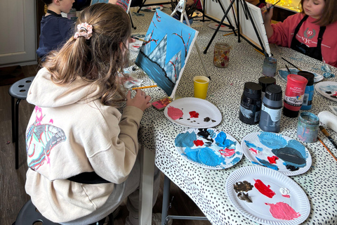 Manchester: Private Art/Craft Workshop guided by an artist.