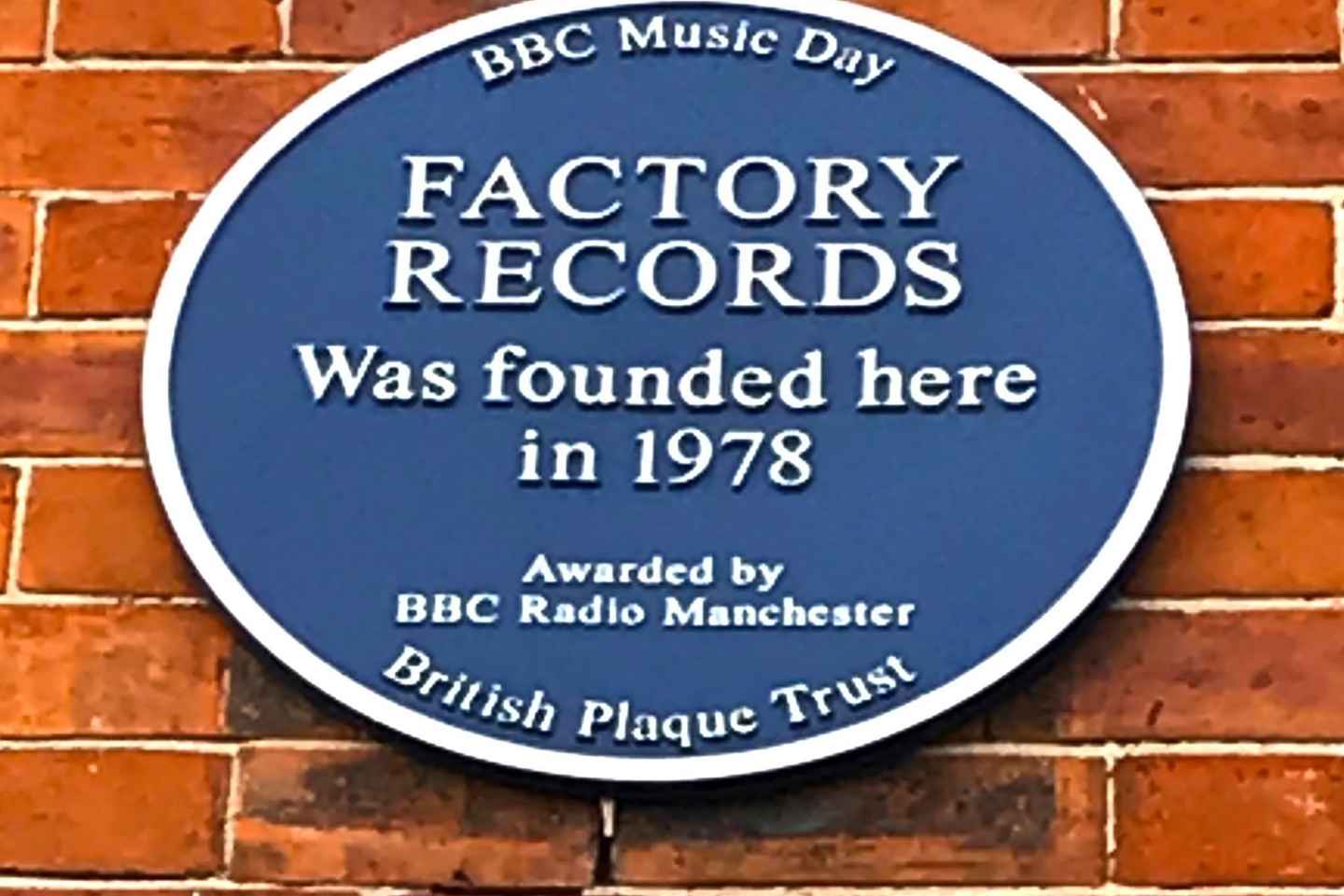 Manchester: Music-Themed City Walking Tour