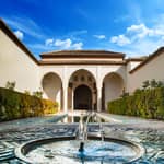 Malaga: Tour guidato con ingresso all'Alcazaba e al Teatro Romano