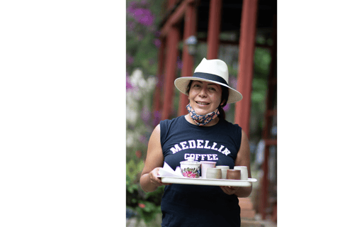 Medellín: Santa Elena Coffee Farm Tour w/Lunch & Transfer