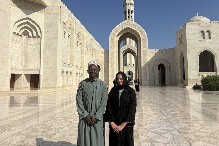 Muscat Full-Day Sharing Experience with Omani Coffee & Bread