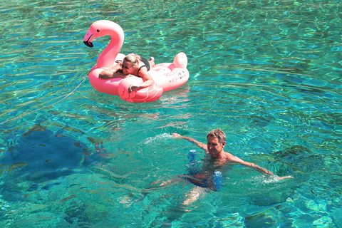 Catamaran Cruise to Elafonisi & Kedrodasos: Lunch & Open Bar Elafonisi Cruise: Snorkel, Paddle & Healthy Meal